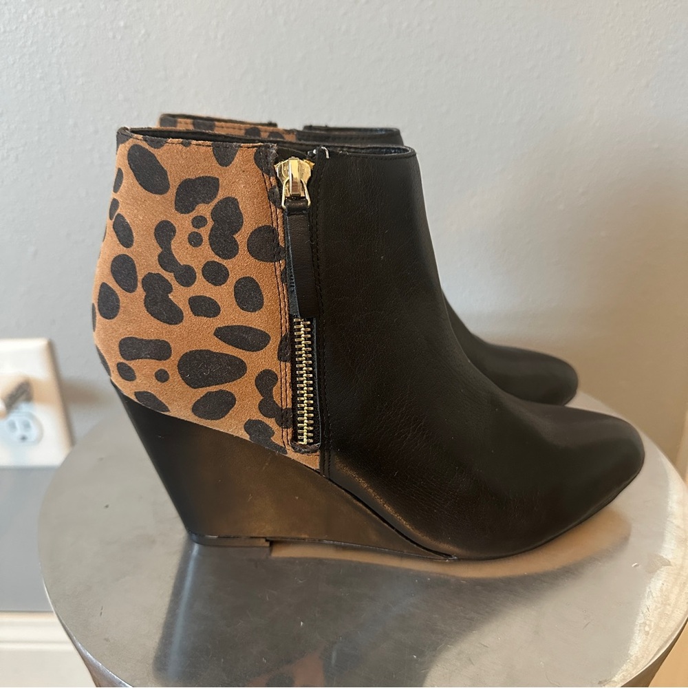 Dolce Vita Black Leopard Wedge Booties. Size 7. Excellent Condition.